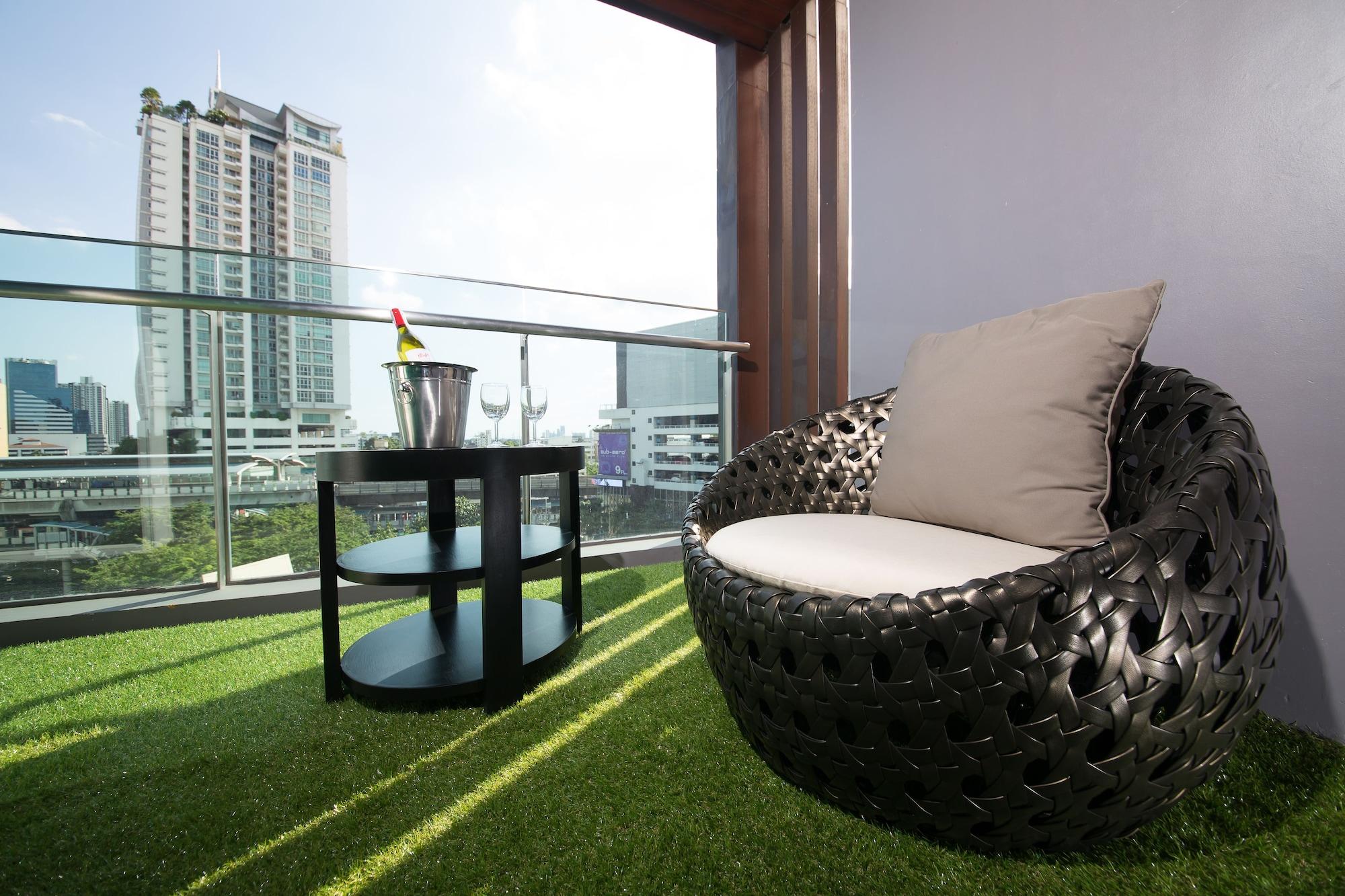 Civic Horizon Hotel & Residence Банкок Екстериор снимка