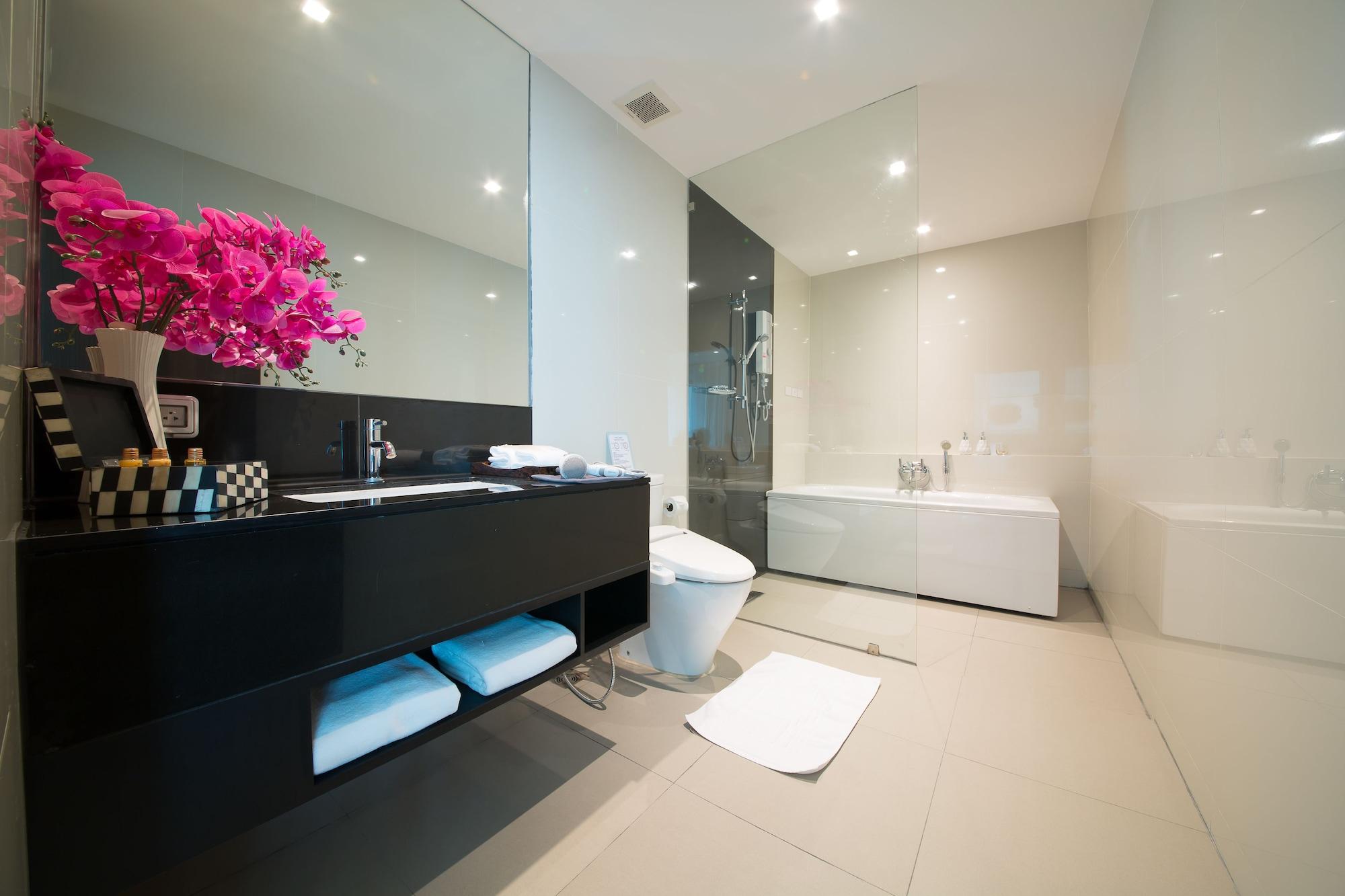 Civic Horizon Hotel & Residence Банкок Екстериор снимка