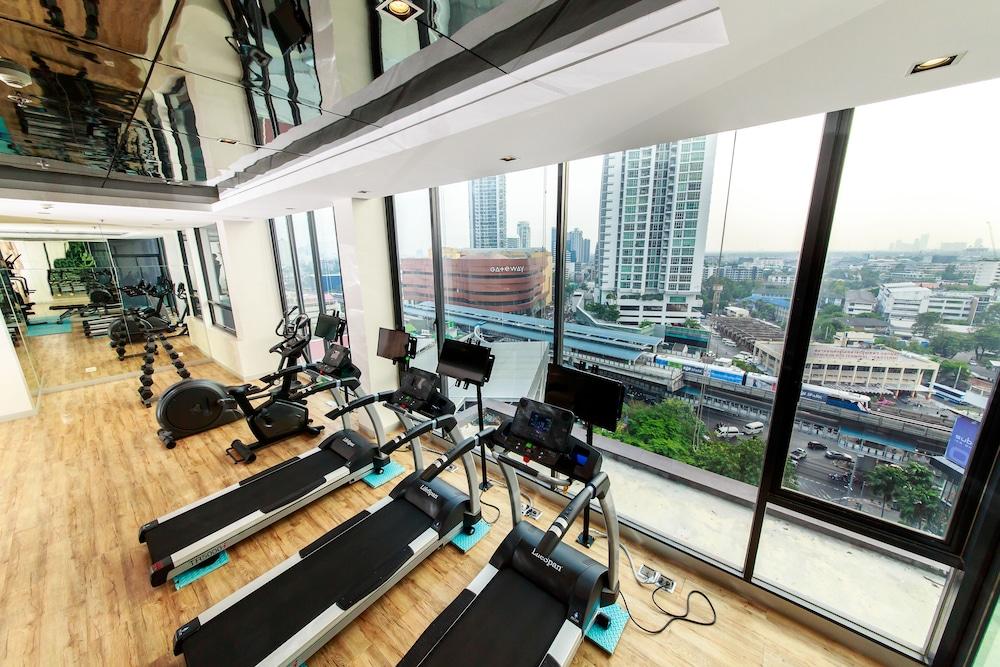 Civic Horizon Hotel & Residence Банкок Екстериор снимка