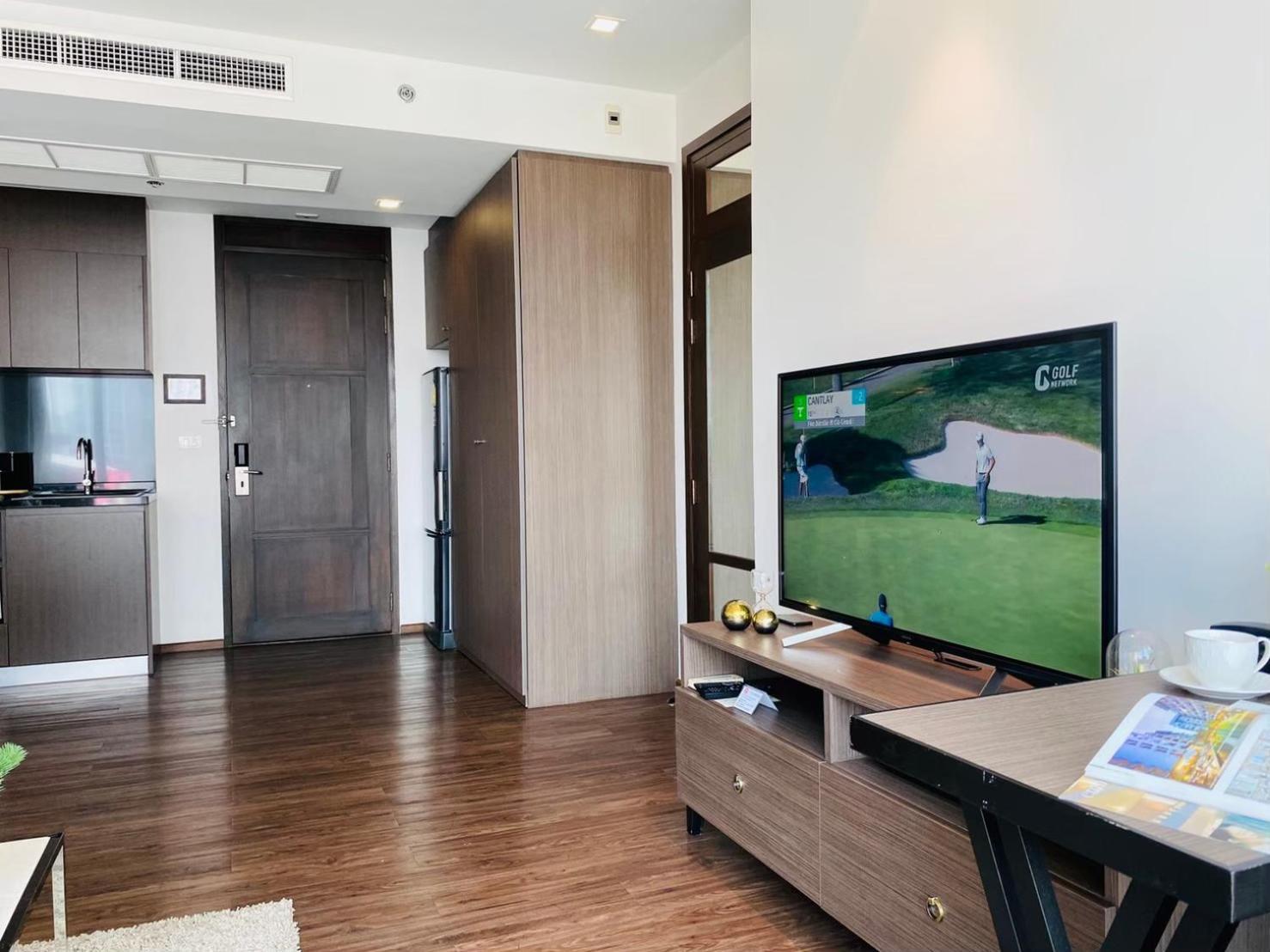 Civic Horizon Hotel & Residence Банкок Екстериор снимка