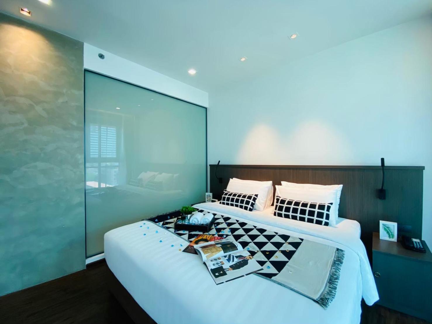 Civic Horizon Hotel & Residence Банкок Екстериор снимка