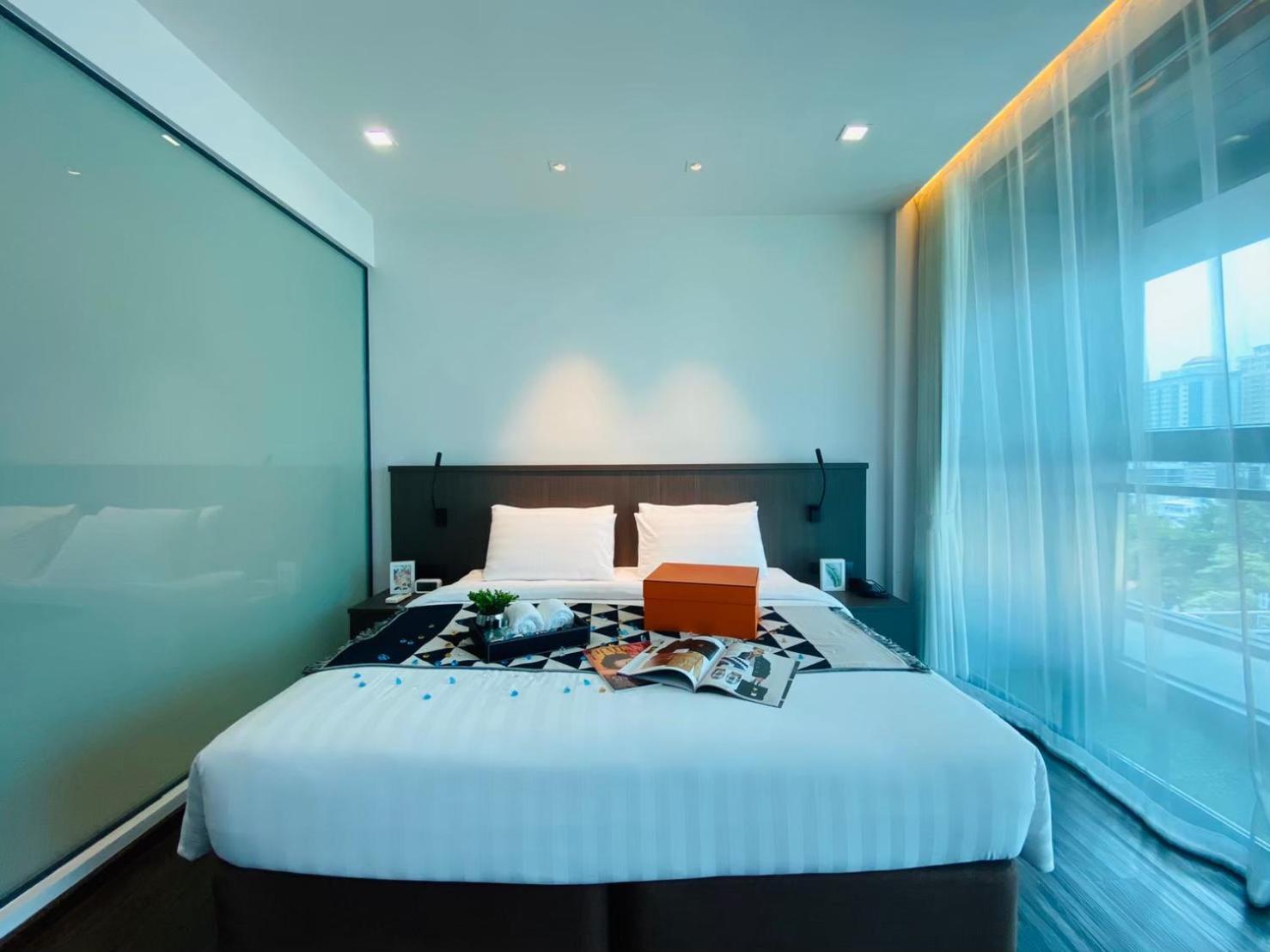 Civic Horizon Hotel & Residence Банкок Екстериор снимка