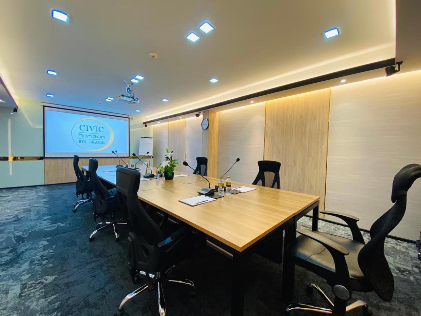 Civic Horizon Hotel & Residence Банкок Екстериор снимка