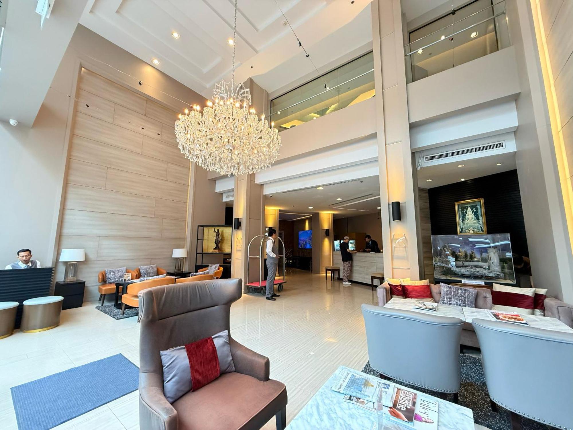 Civic Horizon Hotel & Residence Банкок Екстериор снимка